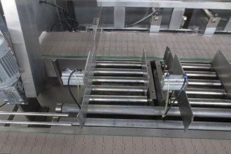 Roller weighing module computer control and counting filling volume.