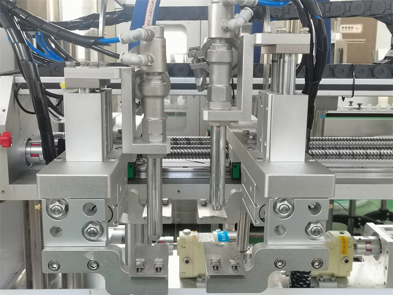 Follow Tracking Rotary Lobe Pump Filling Machine Details