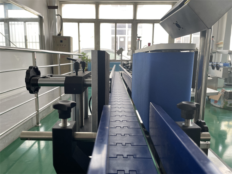 Label power mechanism